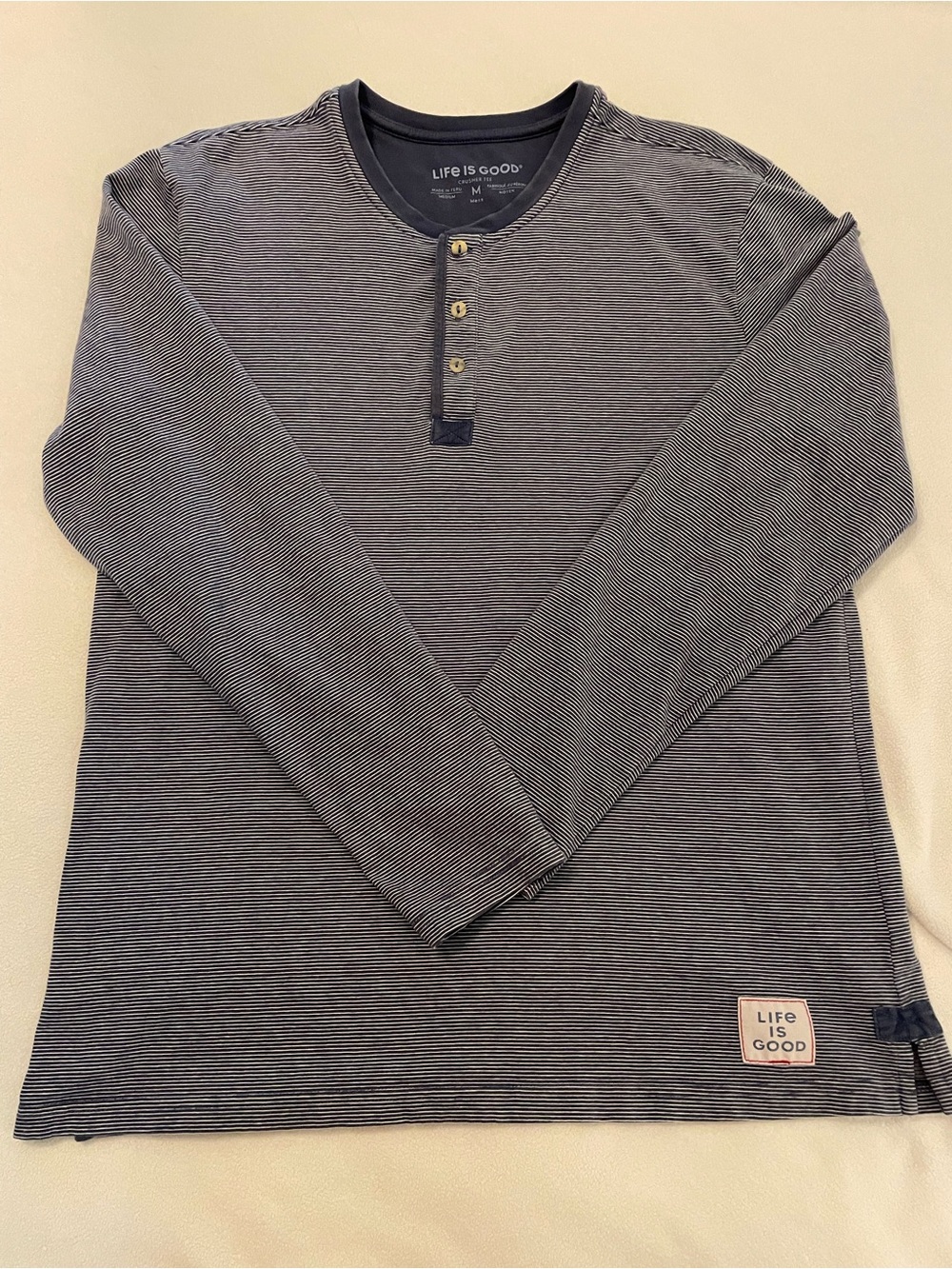 Life Is Good Men’s Henley Crusher Long Sleeve Henley Shirt Medium Blue Striped